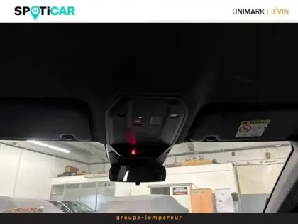 Photo 9 Renault Austral  1.2 E-Tech full hybrid 200ch Iconic- 24