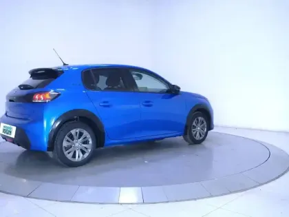 Photo 31 Peugeot 208  Electrique 50 kWh 136ch