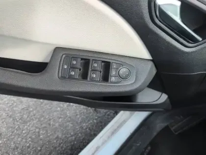 Photo 9 Renault Clio  E-Tech full hybrid 145
