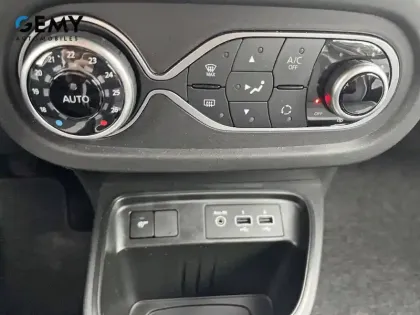 Photo 20 Renault Twingo  III SCe 65