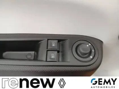 Photo 34 Renault Twingo  III SCe 65