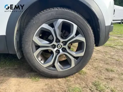 Photo 10 Renault Captur  E-Tech 145 - 21