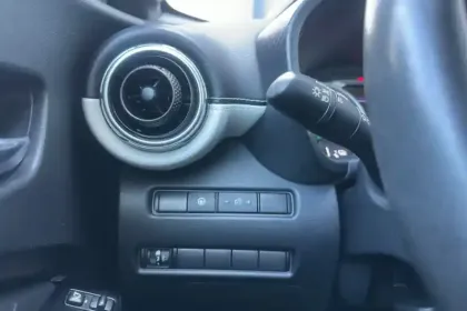 Photo 18 Nissan Juke  Hybrid 143