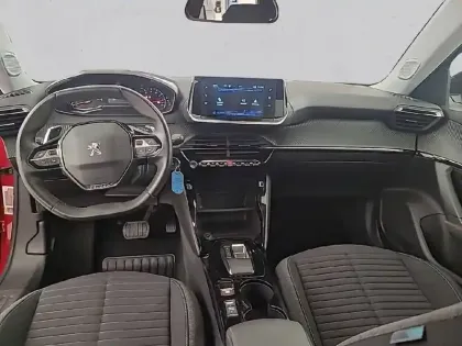 Photo 7 Peugeot 2008  PureTech 130 S&S EAT8