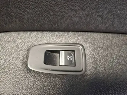 Photo 31 Renault Captur  TCe 155 EDC FAP