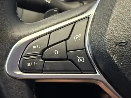 Photo 40 Renault Captur  TCe 155 EDC FAP