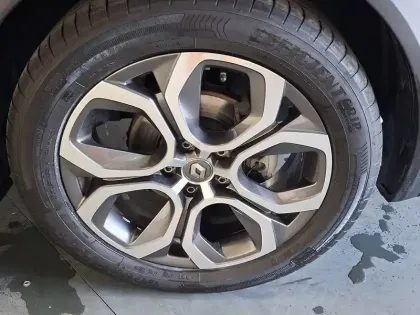 Photo 8 Renault Captur  TCe 155 EDC FAP