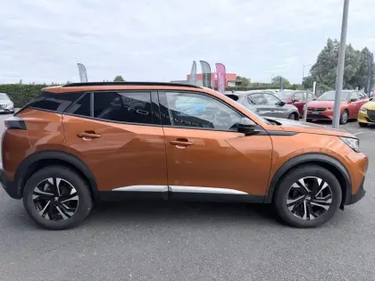Photo 7 Peugeot 2008  PureTech 100 S&S BVM6