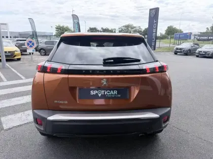 Photo 5 Peugeot 2008  PureTech 100 S&S BVM6