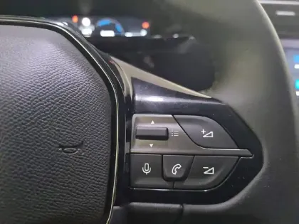 Photo 28 Peugeot 308  PHEV 180 e-EAT8