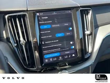 Photo 19 Volvo XC60  T6 AWD Hybride rechargeable 253 ch+145 ch Geartronic 8