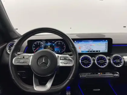 Photo 21 Mercedes GLB  200 d 8G-DCT