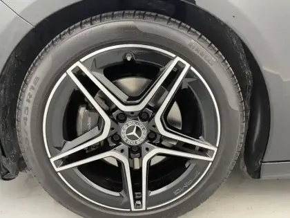 Photo 17 Mercedes Classe A  200 d 8G-DCT