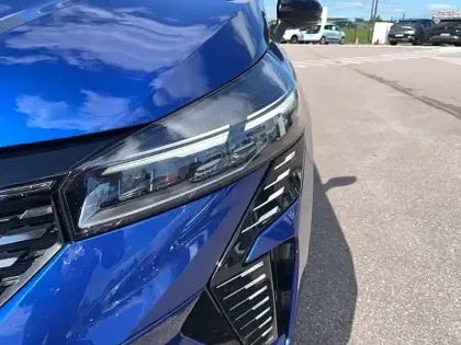 Photo 33 Renault Clio  E-Tech full hybrid 145