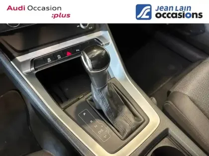 Photo 12 Audi Q3  40 TDI 190 ch S tronic 7 Quattro