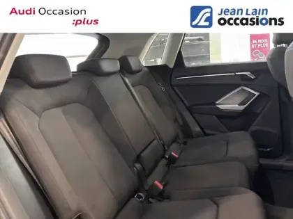 Photo 16 Audi Q3  40 TDI 190 ch S tronic 7 Quattro