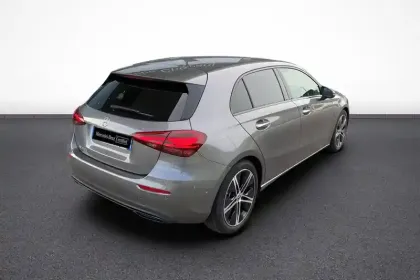 Photo 5 Mercedes Classe A  180 d 8G-DCT
