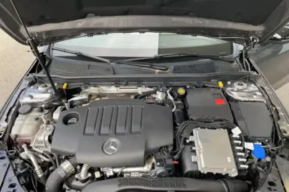 Photo 15 Mercedes Classe A  180 d 8G-DCT