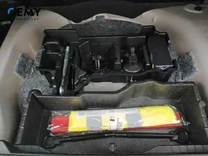 Photo 21 Peugeot 2008  PureTech 130 S&S EAT8