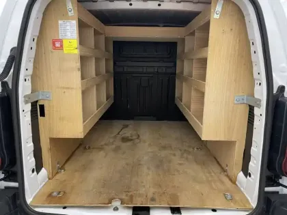 Photo 12 Peugeot Partner  FOURGON STANDARD 650 KG BLUEHDI 130 S&S BVM6