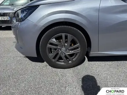 Photo 11 Peugeot 208  PureTech 100 S&S BVM6