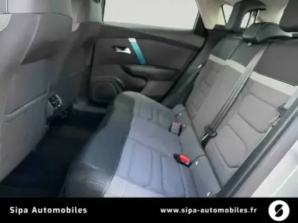Photo 9 Citroën C4 e- 136 ch Automatique