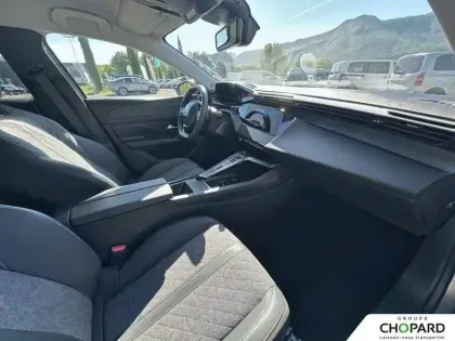 Photo 12 Peugeot 408  Hybrid 136 e-DCS6