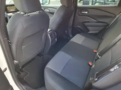 Photo 8 Nissan Qashqai  Mild Hybrid 140 ch