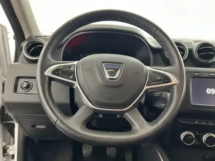 Photo 23 Dacia Duster  Blue dCi 115 4x2
