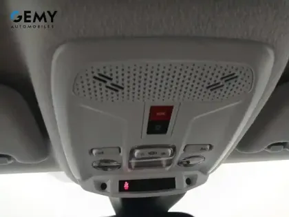 Photo 16 Peugeot 208  Hybrid 100 e-DCS6