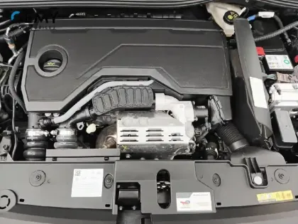 Photo 11 Peugeot 208  Hybrid 100 e-DCS6