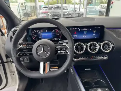 Photo 18 Mercedes Classe B  250 e Hybrid EQ 8G-DCT