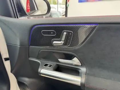 Photo 9 Mercedes Classe B  250 e Hybrid EQ 8G-DCT