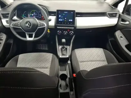 Photo 40 Renault Clio  E-Tech full hybrid 145