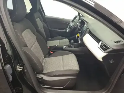 Photo 22 Renault Clio  E-Tech full hybrid 145