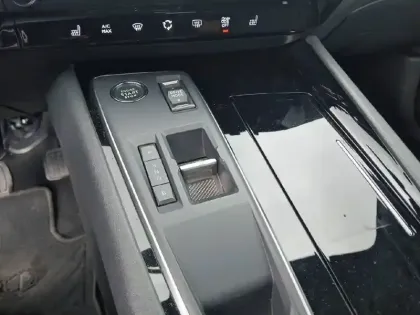 Photo 13 Peugeot 508  SW Hybrid 180 e-EAT8