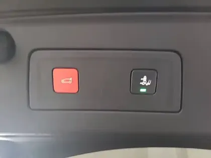 Photo 50 Peugeot 508  SW Hybrid 180 e-EAT8