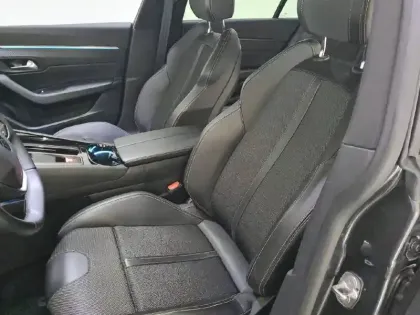 Photo 31 Peugeot 508  SW Hybrid 180 e-EAT8