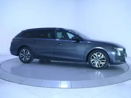 Photo 24 Peugeot 508  SW Hybrid 180 e-EAT8