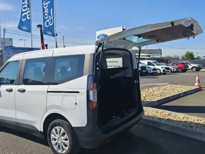 Photo 9 Ford Tourneo NOUVEAU  COURIER ESSENCE 125 BVM6 S&S