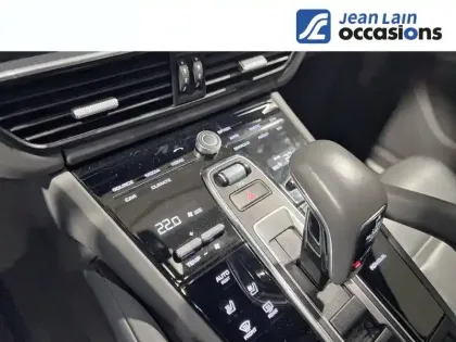Photo 13 Porsche Cayenne  E-Hybrid 3.0 V6 462 ch Tiptronic BVA
