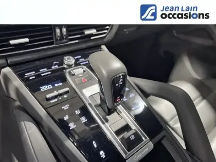 Photo 12 Porsche Cayenne  E-Hybrid 3.0 V6 462 ch Tiptronic BVA