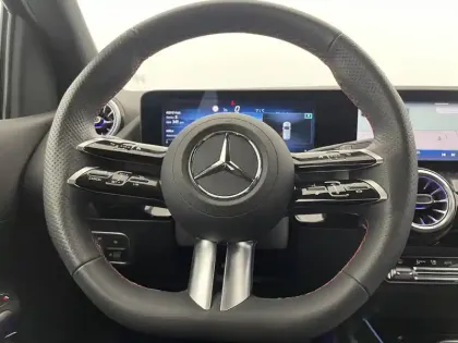 Photo 22 Mercedes Classe B  200 d 8G-DCT
