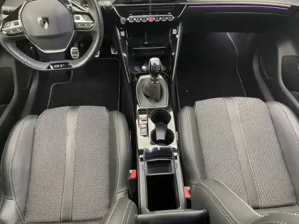 Photo 24 Peugeot 208  PureTech 100 S&S BVM6