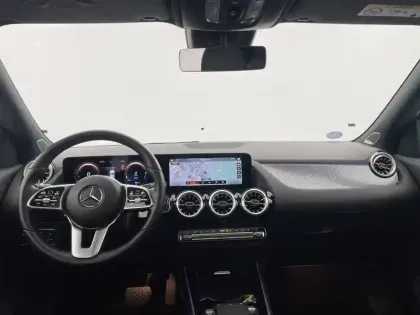 Photo 30 Mercedes GLA  250 e 8G-DCT