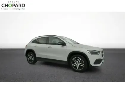 Photo 10 Mercedes GLA  250 e 8G-DCT