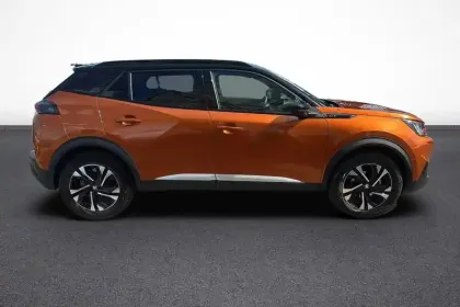 Photo 6 Peugeot 2008  PureTech 130 S&S EAT8