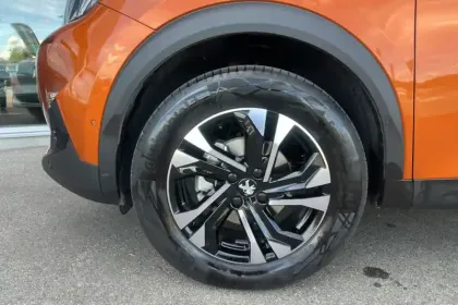 Photo 12 Peugeot 2008  PureTech 130 S&S EAT8