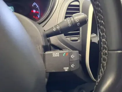 Photo 36 Renault Captur  dCi 90 Energy EDC