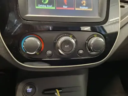 Photo 19 Renault Captur  dCi 90 Energy EDC
